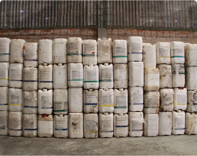 ¿Qué debemos hacer con los envases vacíos de fitosanitarios?