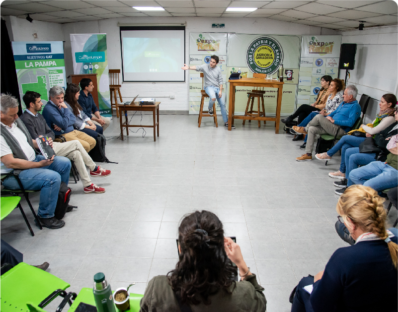 La Pampa: Actores del agro debatieron avances para una producción sustentable y la gestión responsable de envases vacíos de agroquímicos